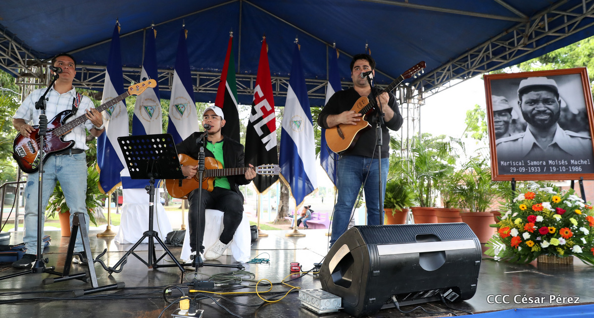 homenaje1